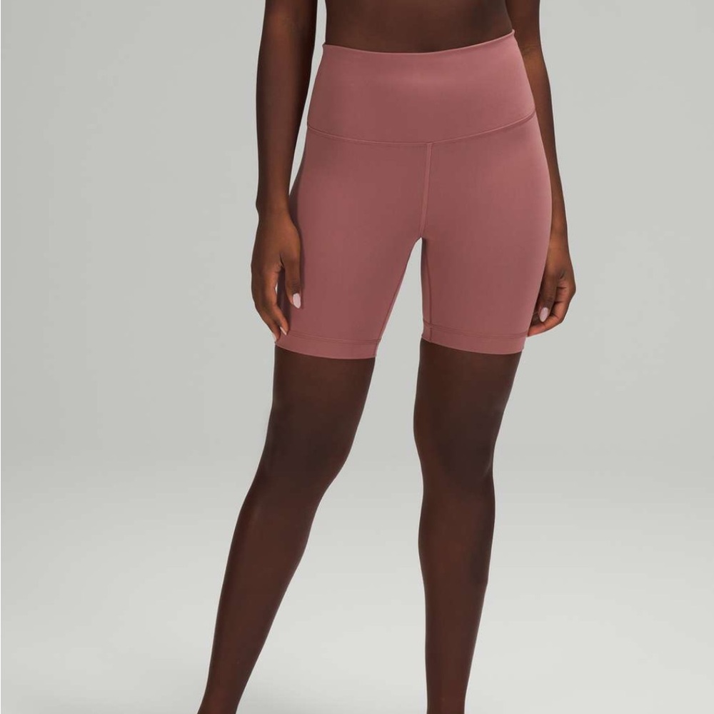 Lululemon Wunder Train High Rise Short 6”